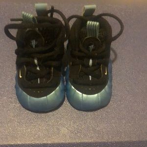 Black & Blue Foamposite